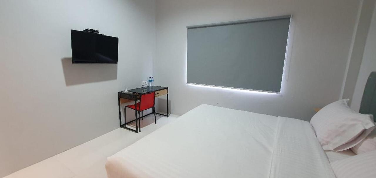 Reddoorz Plus Near Siloam Hospital Balikpapan ภายนอก รูปภาพ