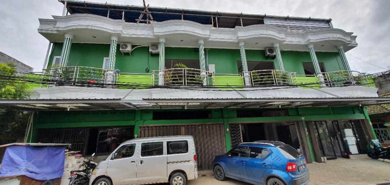 Reddoorz Plus Near Siloam Hospital Balikpapan ภายนอก รูปภาพ