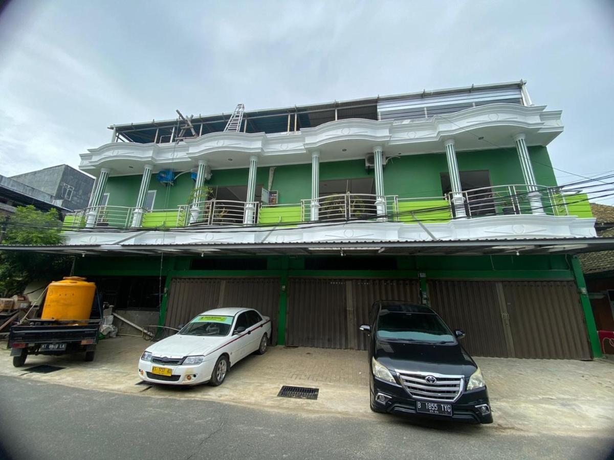 Reddoorz Plus Near Siloam Hospital Balikpapan ภายนอก รูปภาพ