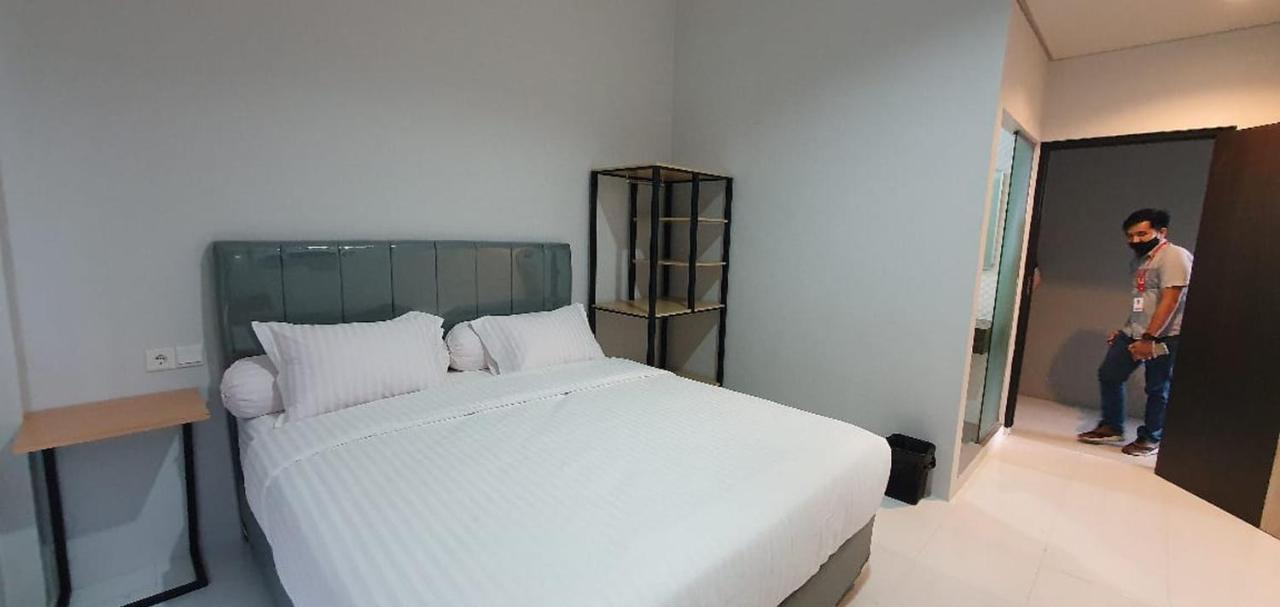 Reddoorz Plus Near Siloam Hospital Balikpapan ภายนอก รูปภาพ