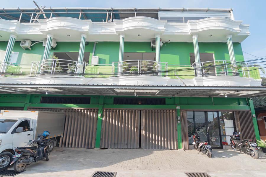 Reddoorz Plus Near Siloam Hospital Balikpapan ภายนอก รูปภาพ